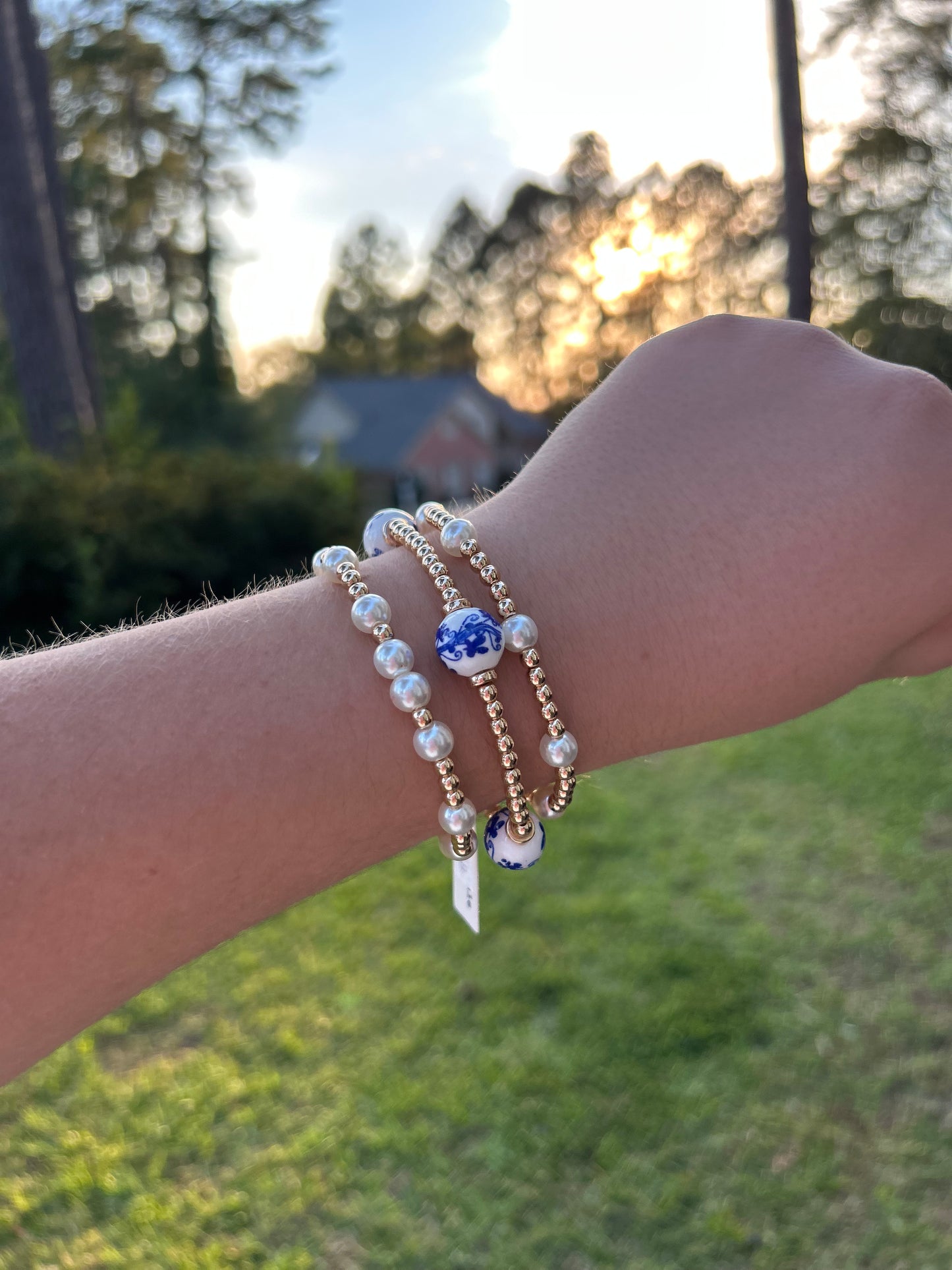 Vintage blue willow beaded bracelet