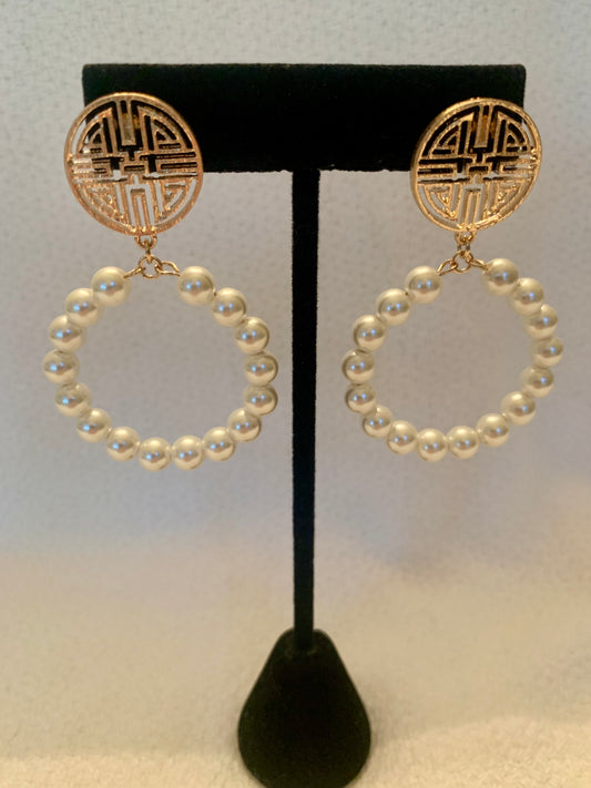 Gold Aztec Post with Pearl Hoops