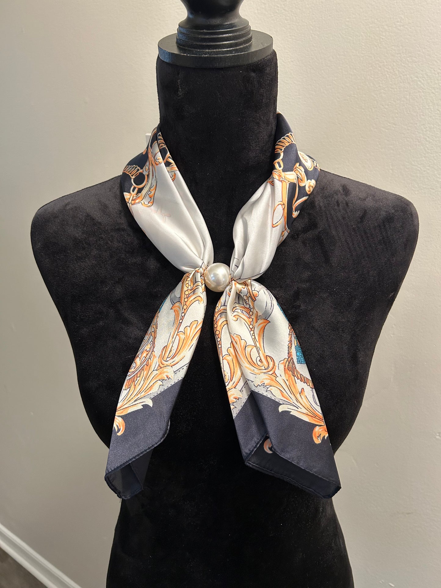 Luxury Magnetic Neck Scarf