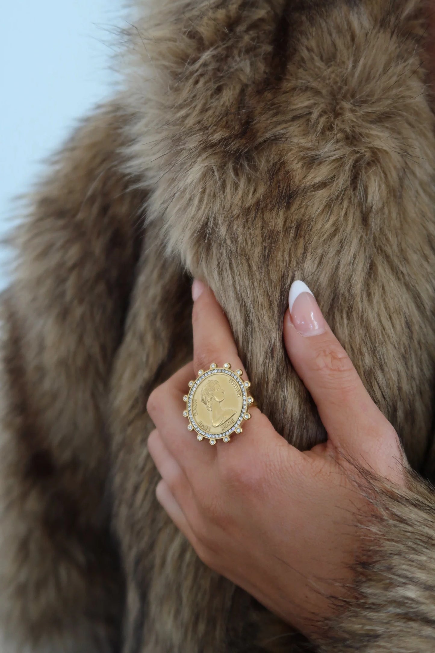 Adjustable Coin Ring Chansutt Pearls