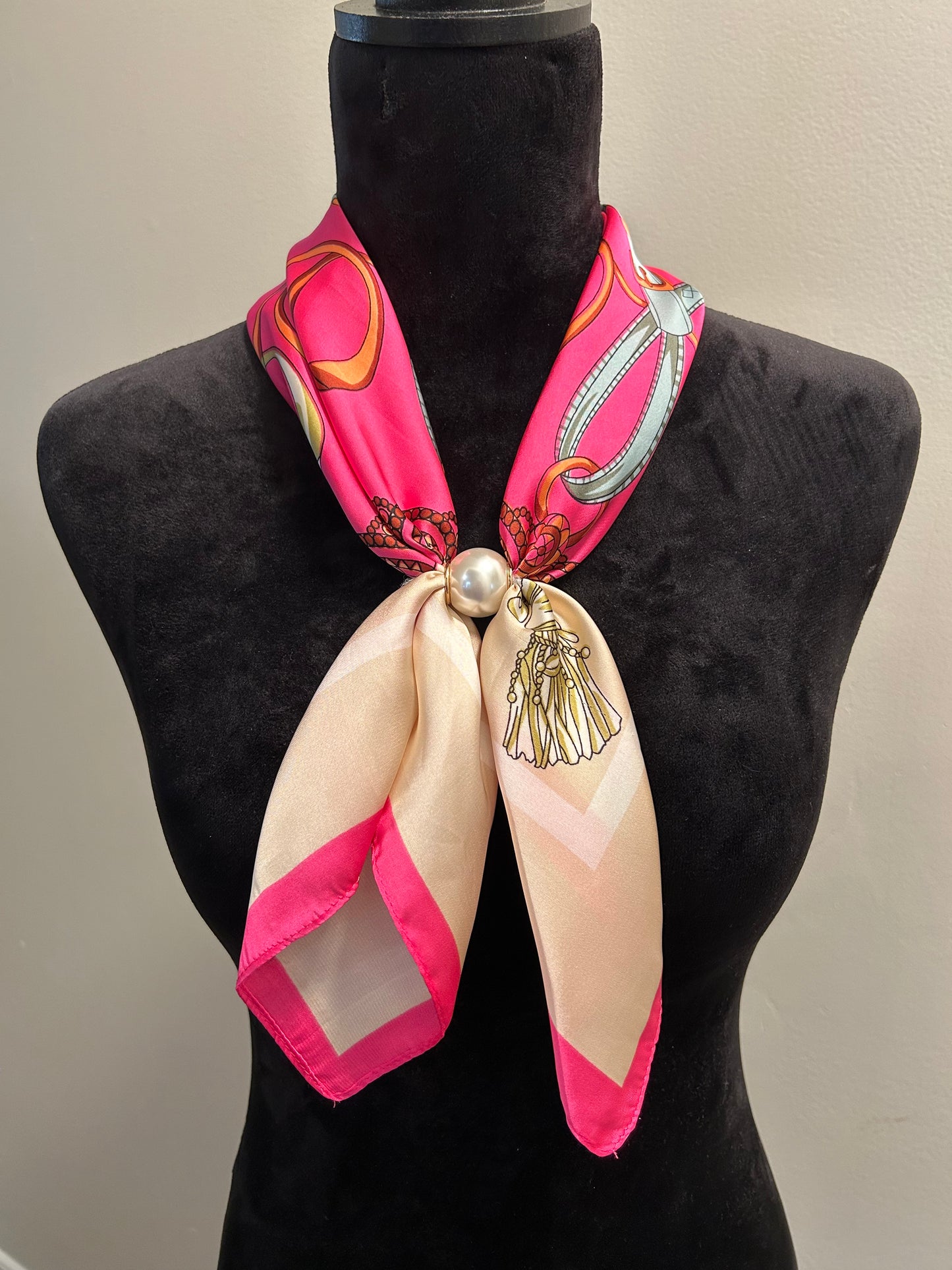 Luxury Magnetic Neck Scarf