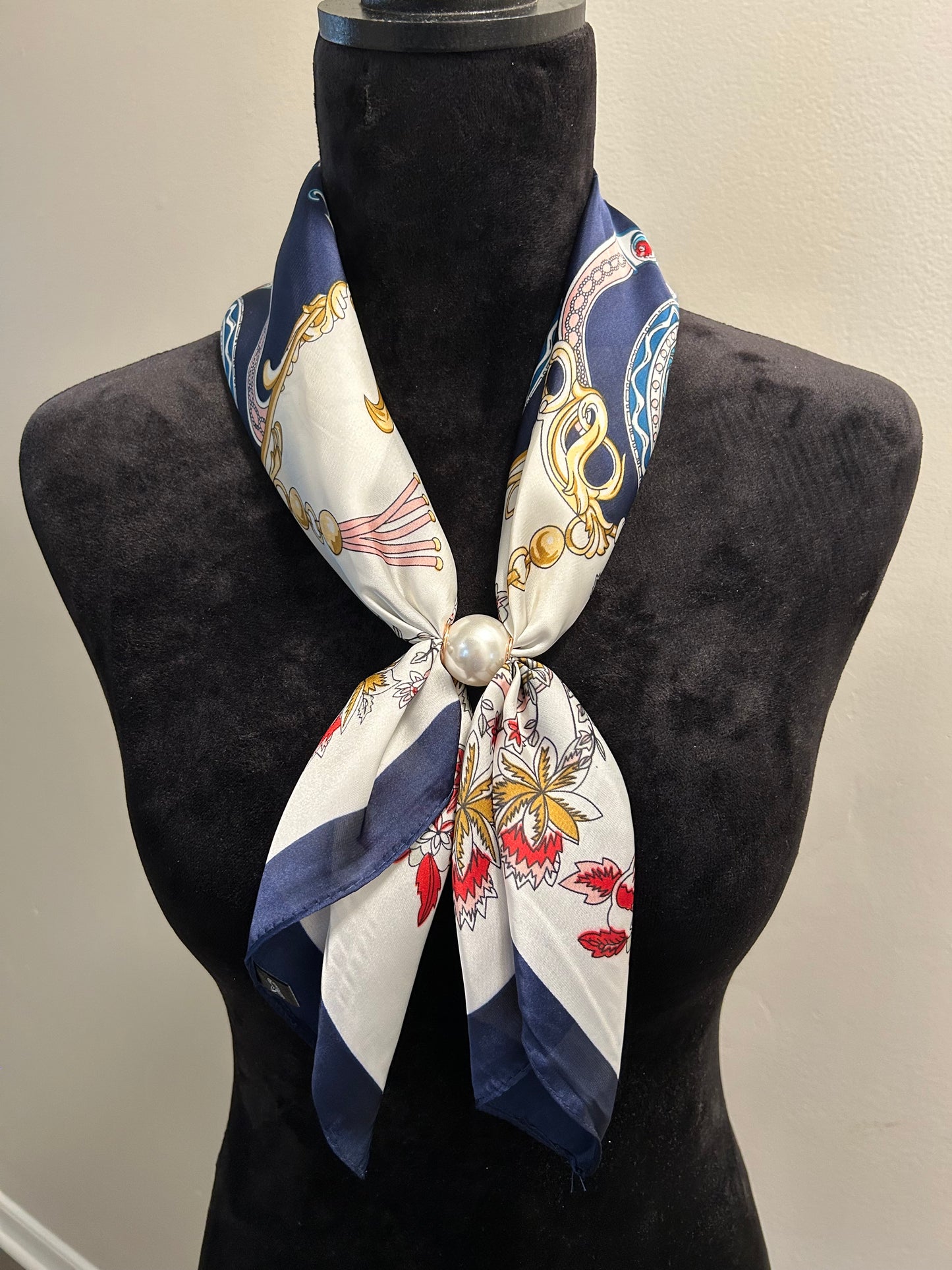 Luxury Magnetic Neck Scarf